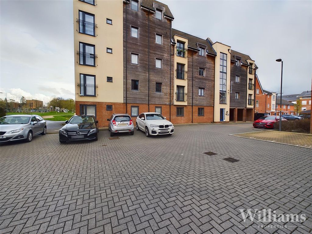 2 bed property for sale in Midshires Business Park, Smeaton Close