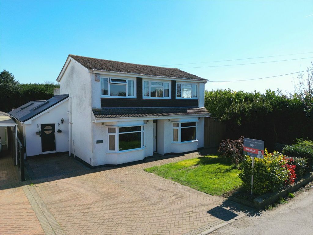 4 bed detached house for sale in Elm Lane, Minster On Sea, Sheerness