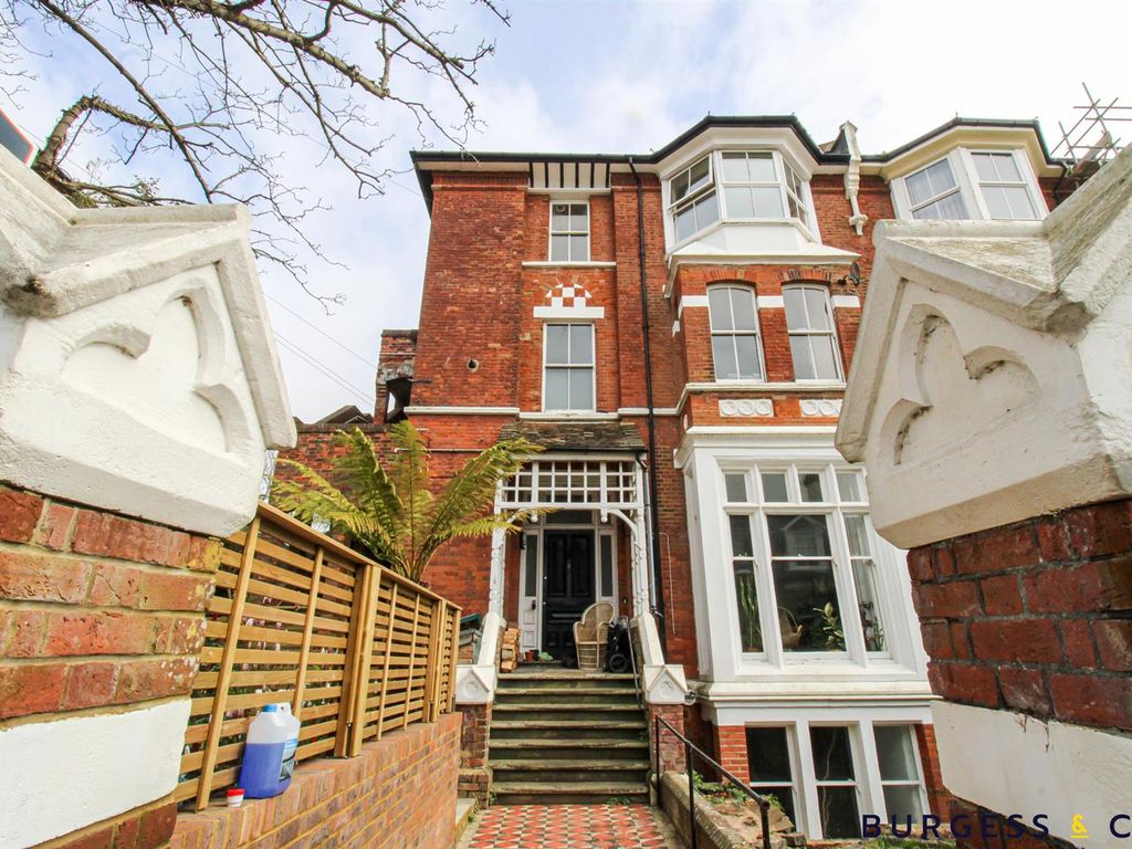 2 bed flat for sale in Dane Road, St. LeonardsOnSea TN38 Zoopla