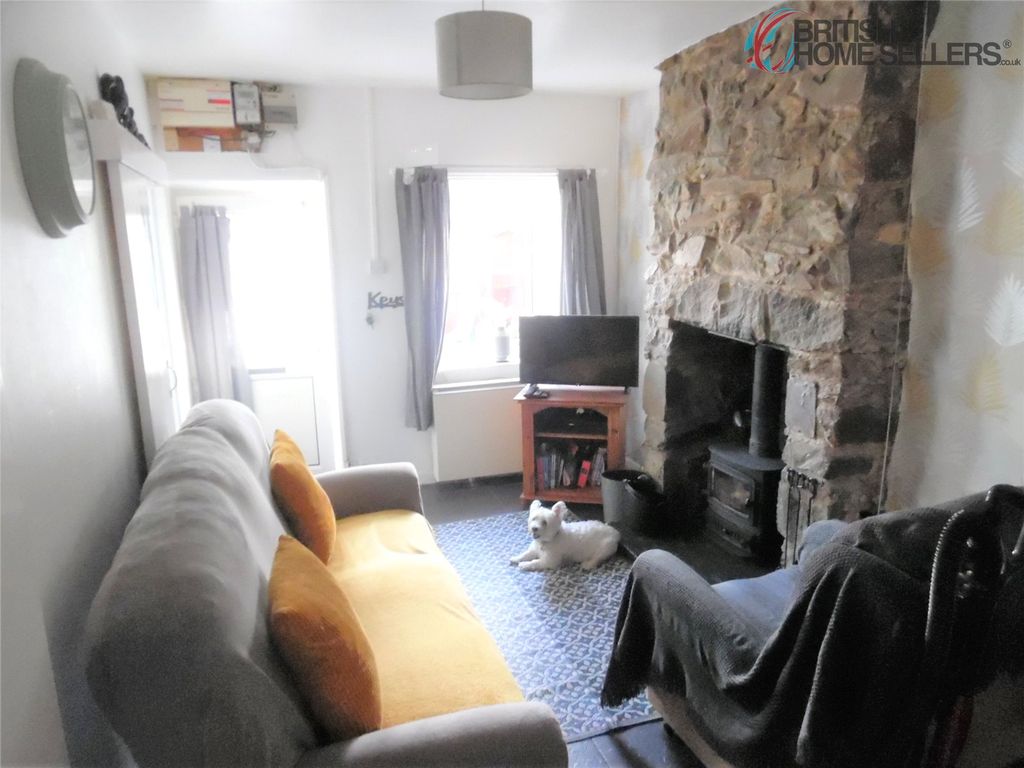 2 bed bungalow for sale in Grogan Terrace, Harlech, Gwynedd LL46 Zoopla