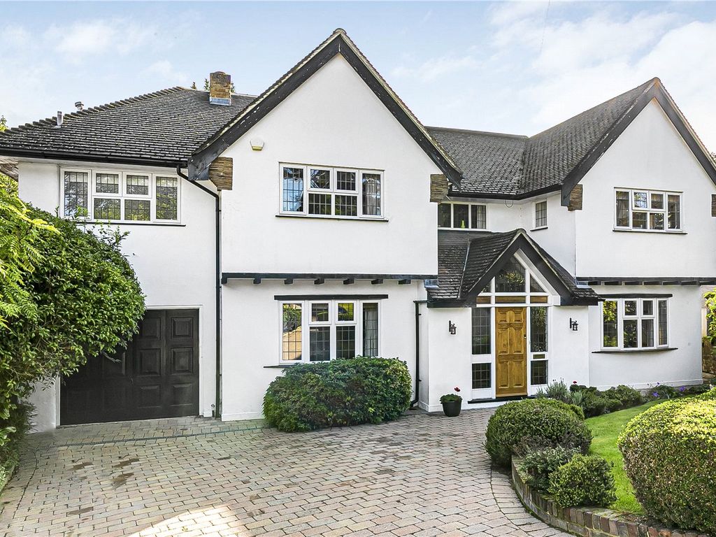 5 bed detached house for sale in Priory Close, Totteridge, London N20