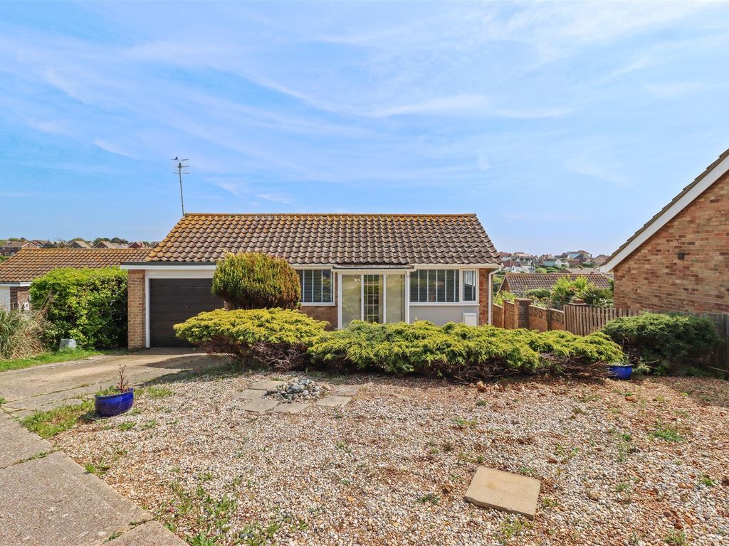 3 bed detached house for sale in Hawth Park Road, Seaford