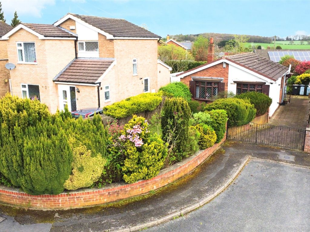 2 bed bungalow for sale in Stanley Close, Ravenshead, Nottingham