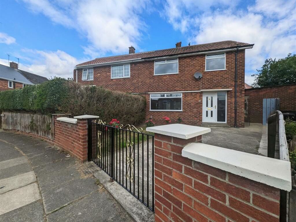 3 bed semidetached house for sale in Nightingale Avenue, Darlington