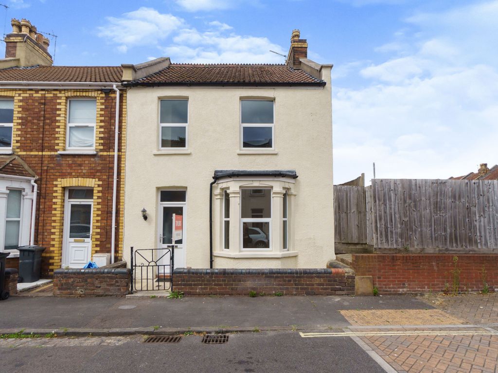 2 bed end terrace house for sale in Dunkirk Road, Fishponds, Bristol