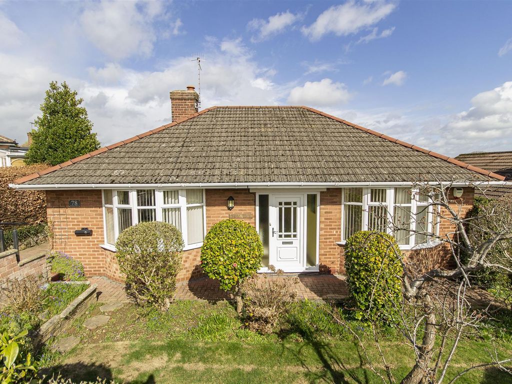 2 bed detached bungalow for sale in Windsor Drive, Wingerworth