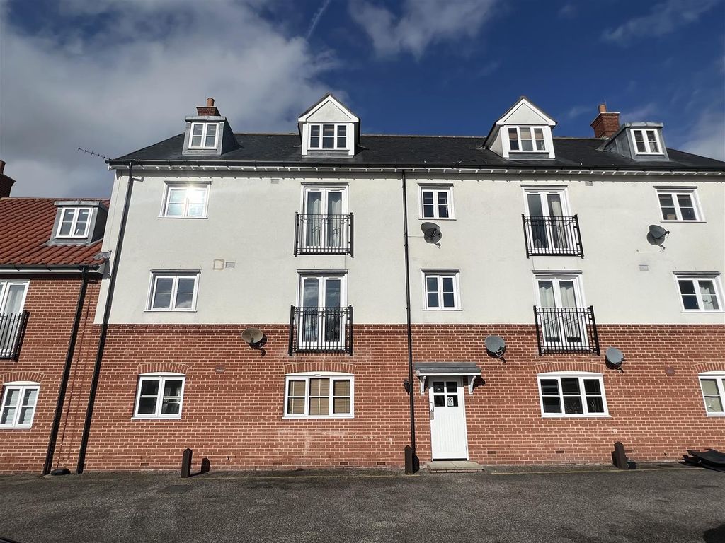 Old Market Terrace Hart Street Brentwood CM14