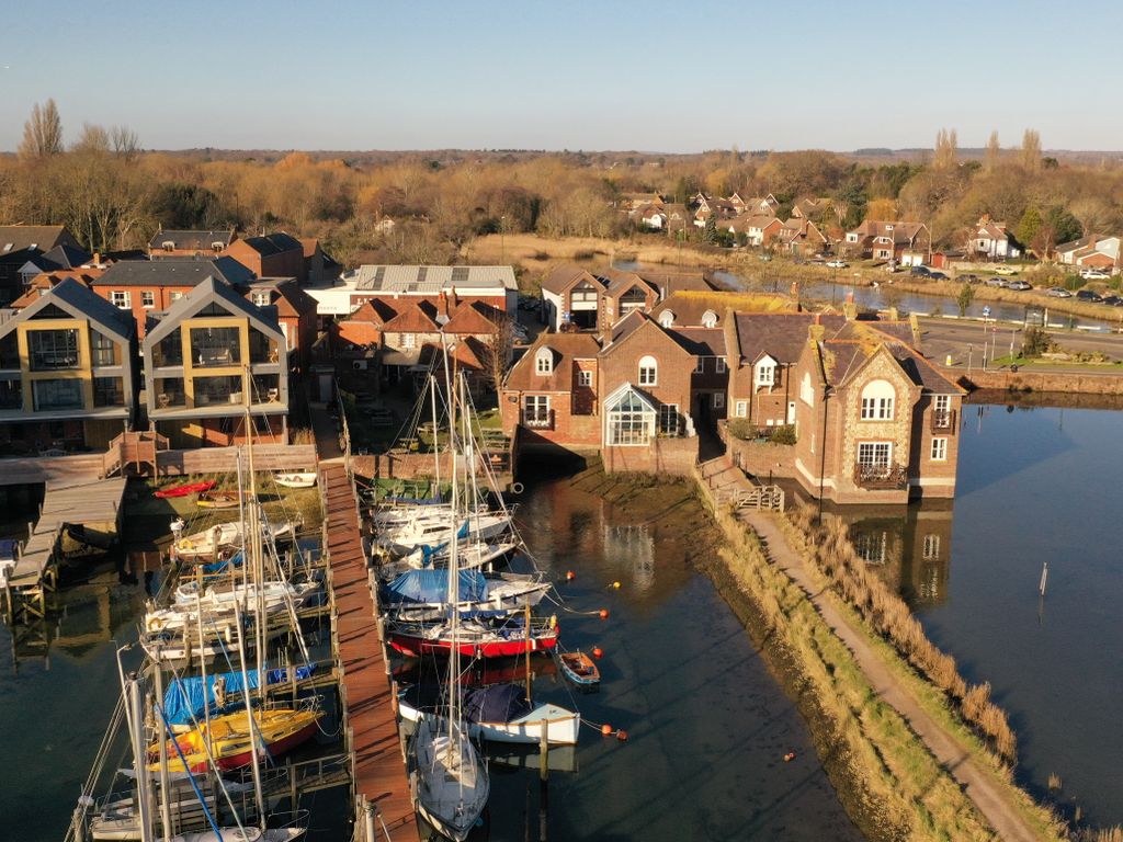 3 bed town house for sale in Queen Street, Emsworth PO10, £875,000 Zoopla