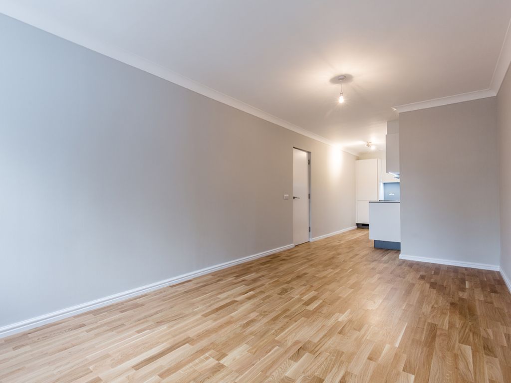 1 bed flat to rent in Lansdowne Road, Purley CR8 Zoopla