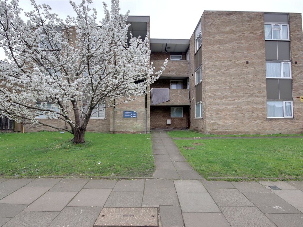3 bed flat for sale in Turkey Street, Enfield EN3 Zoopla