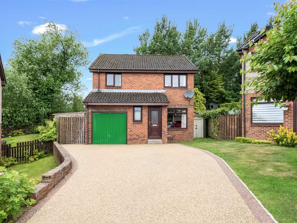 5 bed property for sale in Moubray Road, Dalgety Bay, Dunfermline KY11