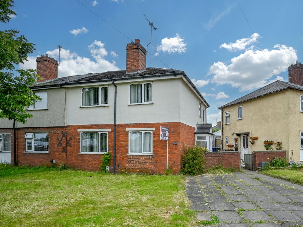 3 bed semidetached house for sale in Walsall Road, Cannock WS11, £