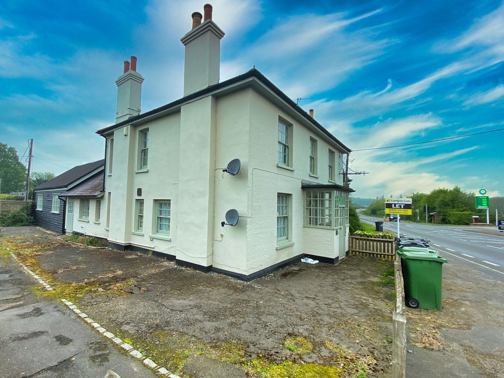 1 bed flat to rent in Golden Cross, Hailsham BN27, £1,000 pcm Zoopla