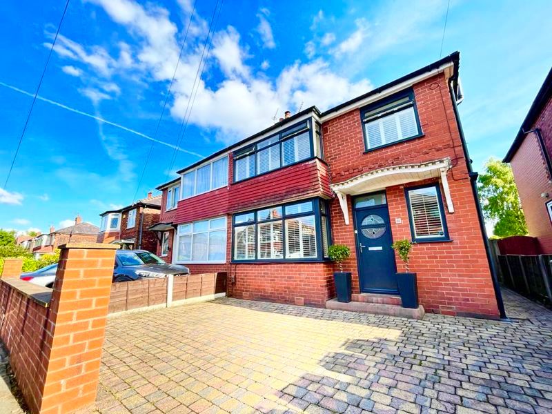 3 bed semidetached house for sale in Westgate Drive, South Swinton