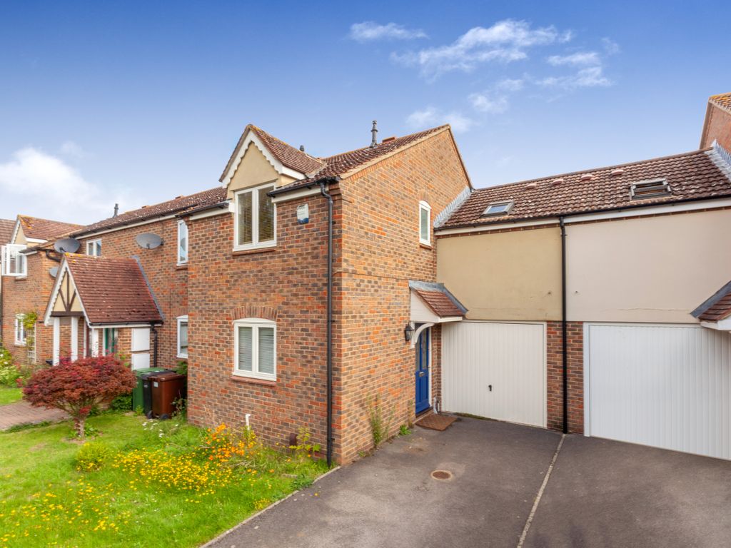 3 bed end terrace house for sale in Kelham Hall Drive, Wheatley, Oxford