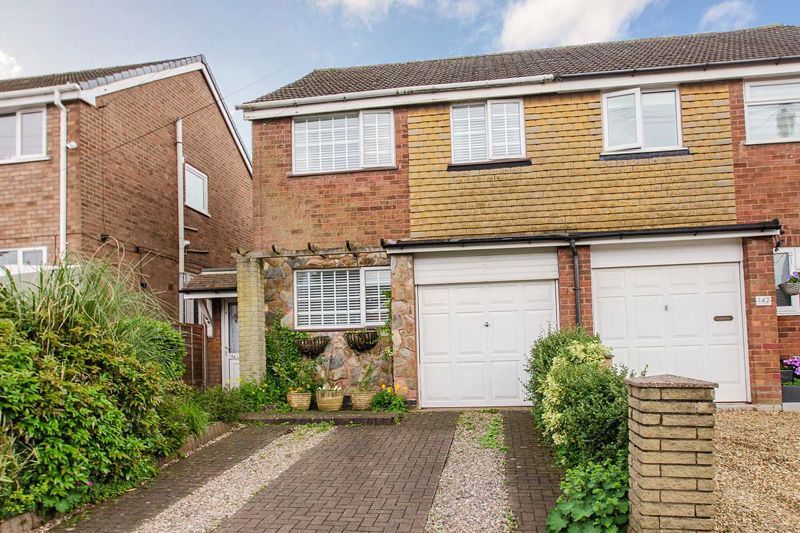 3 bed semidetached house for sale in Queen Street, Chasetown