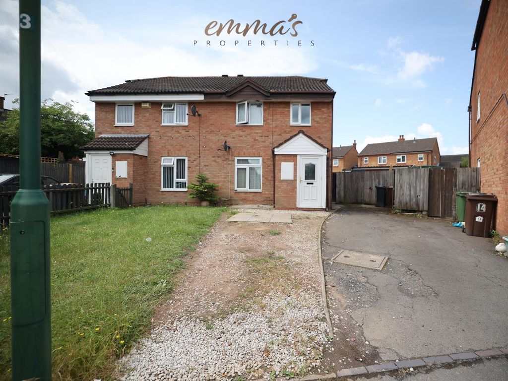 3 bed semidetached house for sale in Campville Grove, Kingshurst