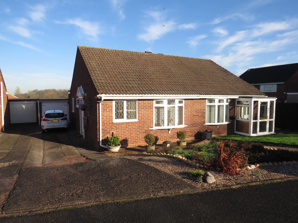 2 bed semidetached bungalow for sale in Impsley Close, Castle Bromwich
