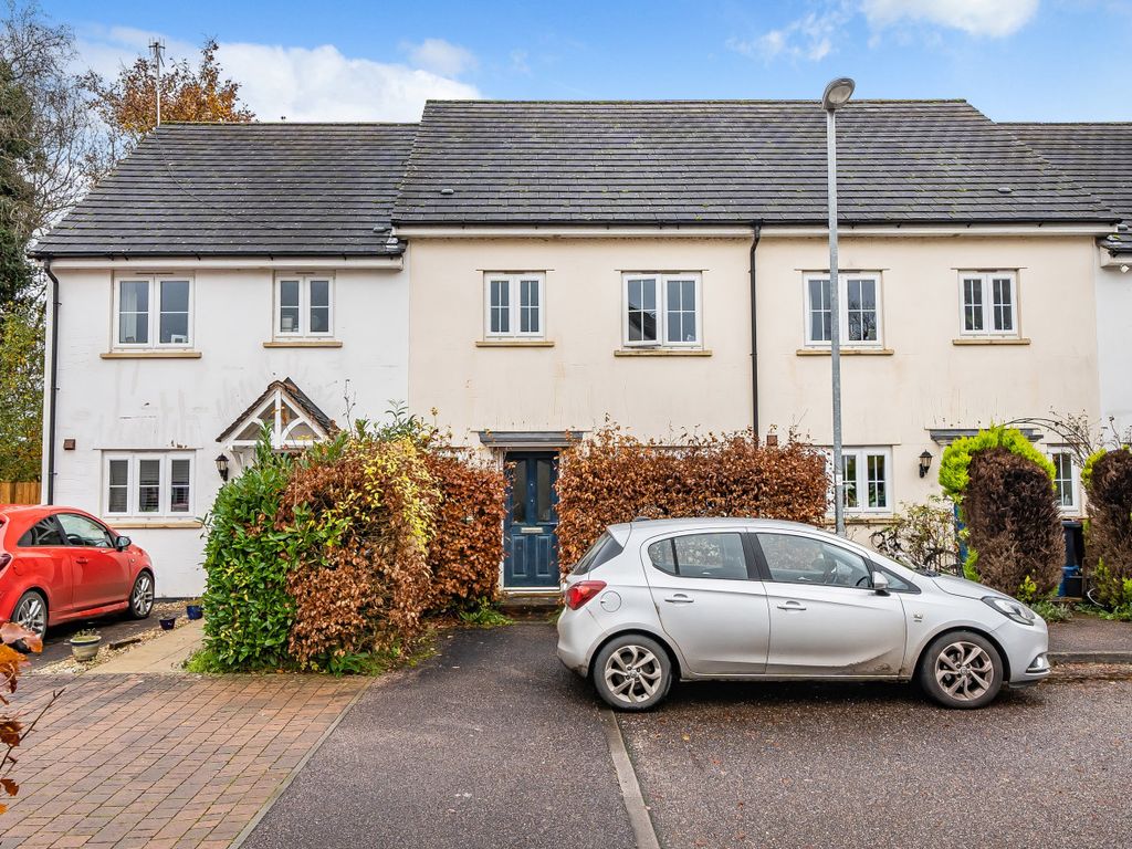 3 bed terraced house for sale in Woodland Close, Bampton, Tiverton