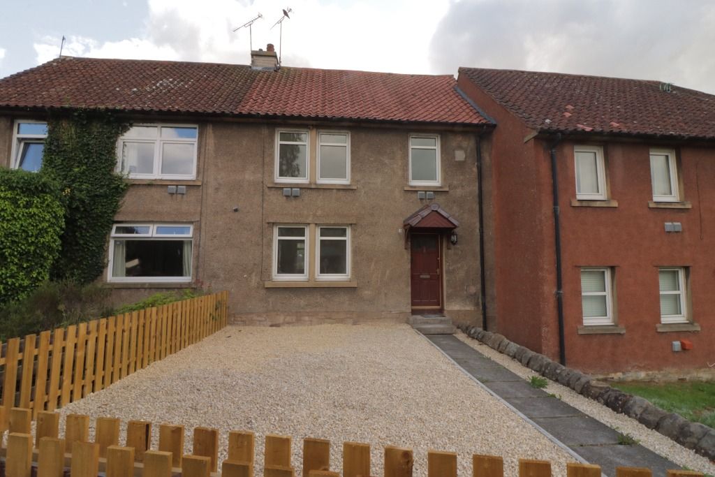 3 bed terraced house to rent in Stewart Street, Cambusbarron, Stirling