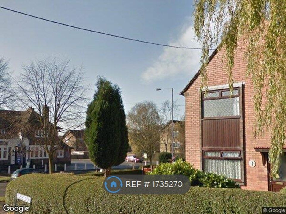 3 bed end terrace house to rent in Bradwell Lane, NewcastleUnderLyme