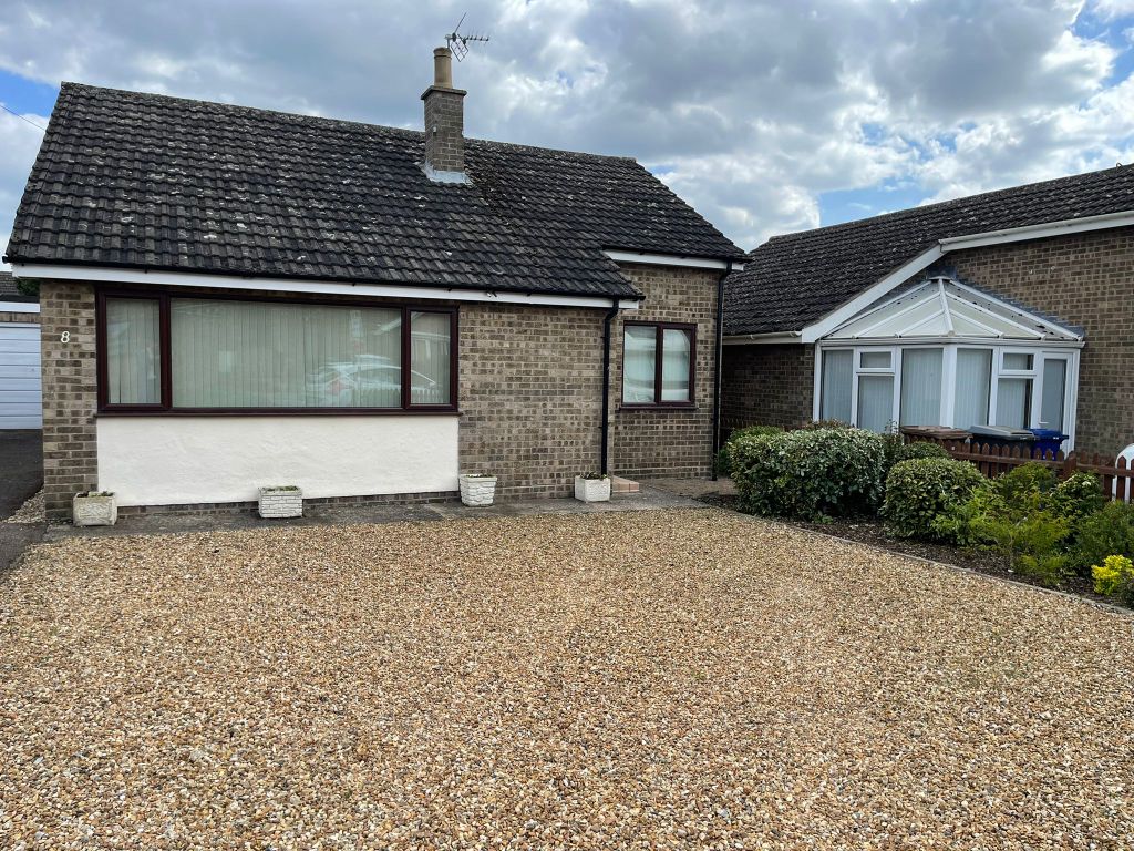 2 bed detached bungalow for sale in Springfield Drive, Lakenheath