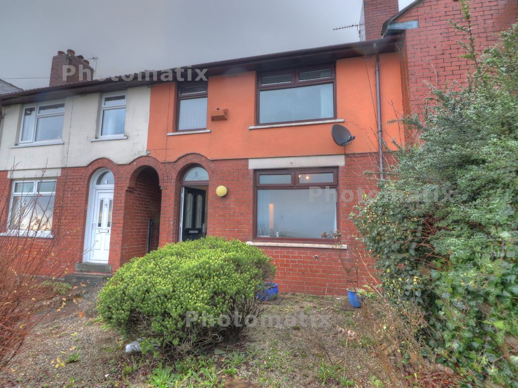 Oakworth Croft, Oldham OL4  