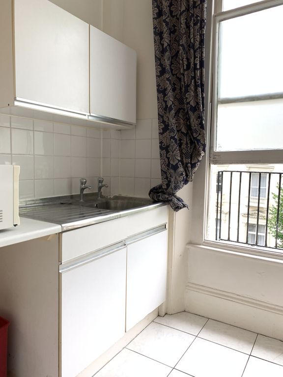 1 bed flat to rent in Bayswater, London. W2, £750 pcm Zoopla