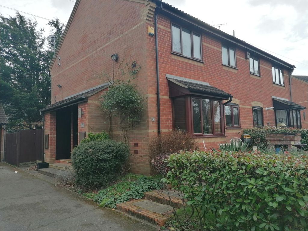 1 bed end terrace house for sale in Cavendish Gardens, Wokingham RG41