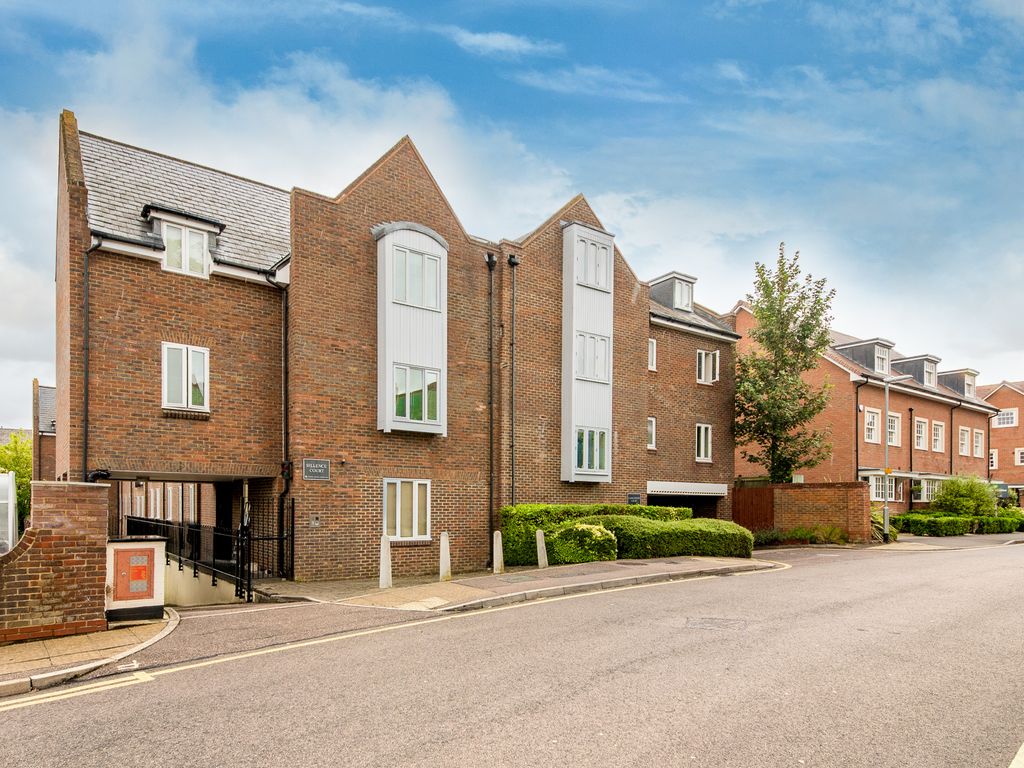 2 bed flat to rent in Sillence Court, Upper King Street, Royston SG8