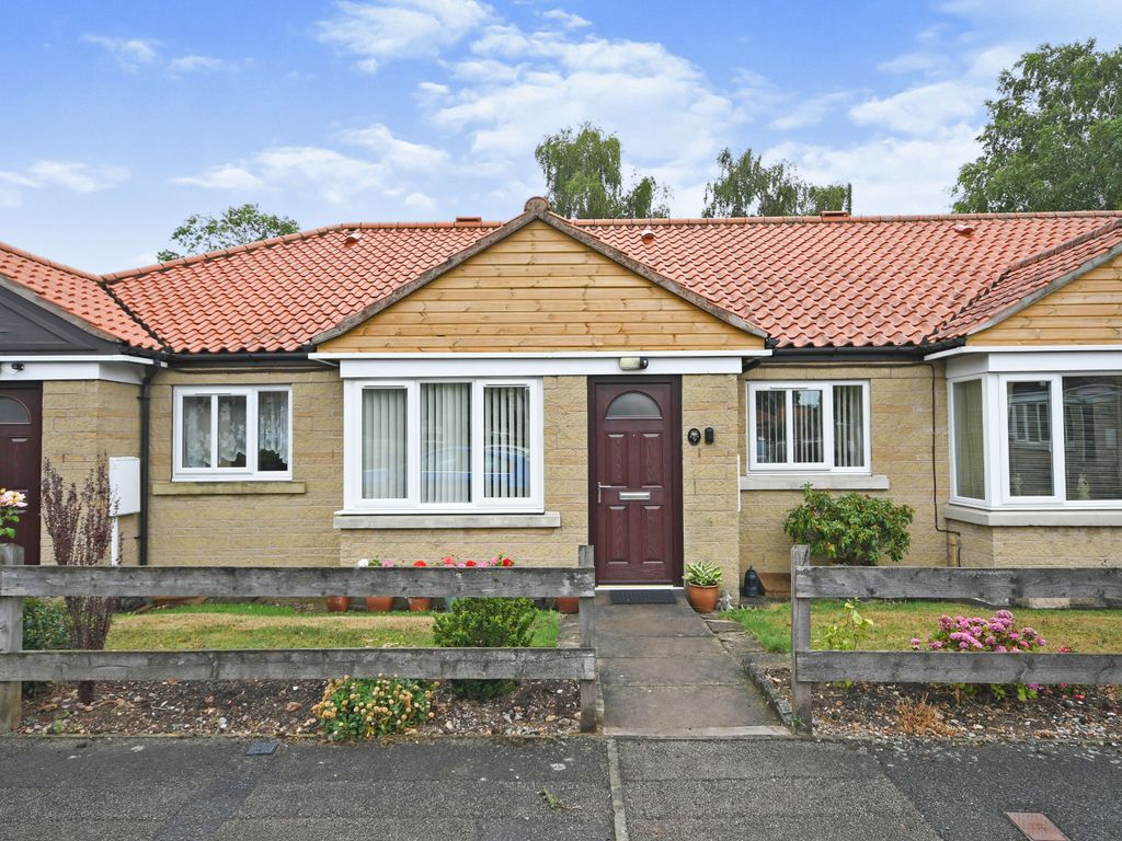 2 bed bungalow for sale in Pennine Close, Mansfield Woodhouse, Mansfield NG19 Zoopla