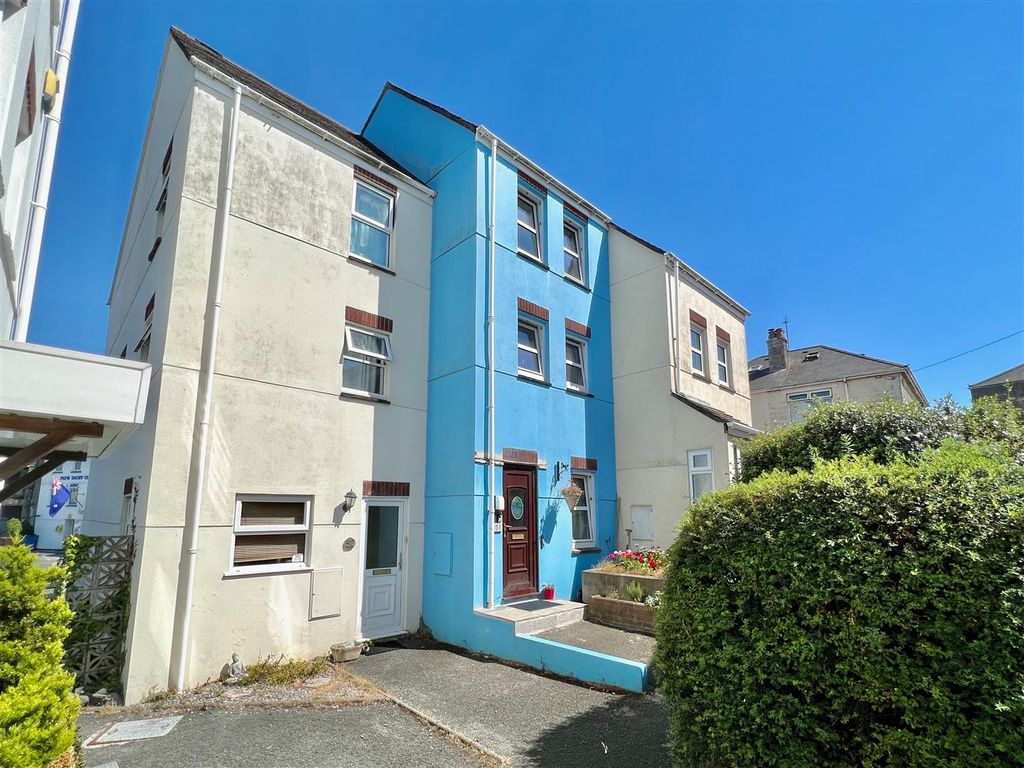 3 bed town house for sale in Marine Road, Plymstock, Plymouth PL9, £