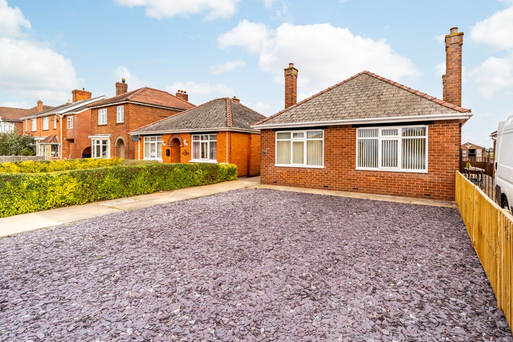 2 bed detached bungalow for sale in Eastwood Road, Boston, Lincs PE21, £249,950 Zoopla