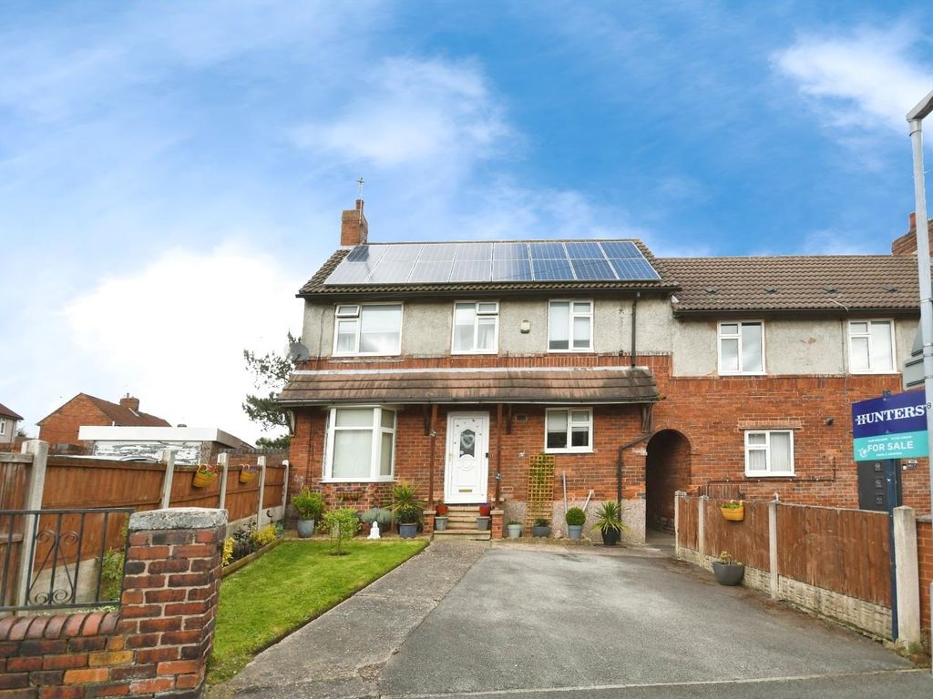 3 bed end terrace house for sale in North Crescent, Duckmanton