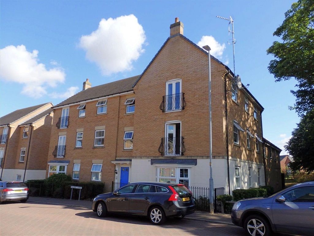 2 bed flat to rent in Malsbury Avenue, Scraptoft, Leicester LE7, £795