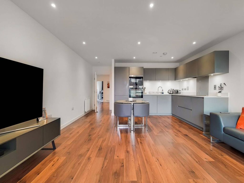 Bowhouse Court, Lewisham, London SE8