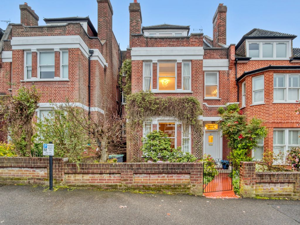 6 bed semidetached house for sale in Talbot Road, London, Greater