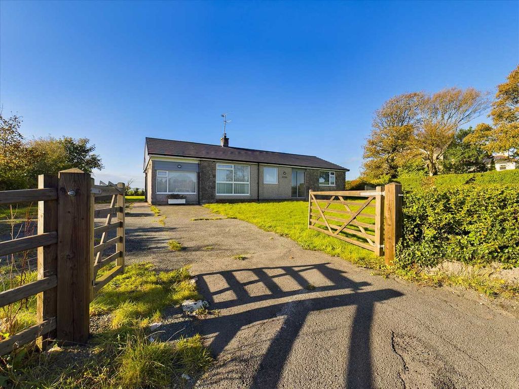 3 bed detached bungalow for sale in Lodge Orchard, Mona Street, Amlwch LL68 Zoopla