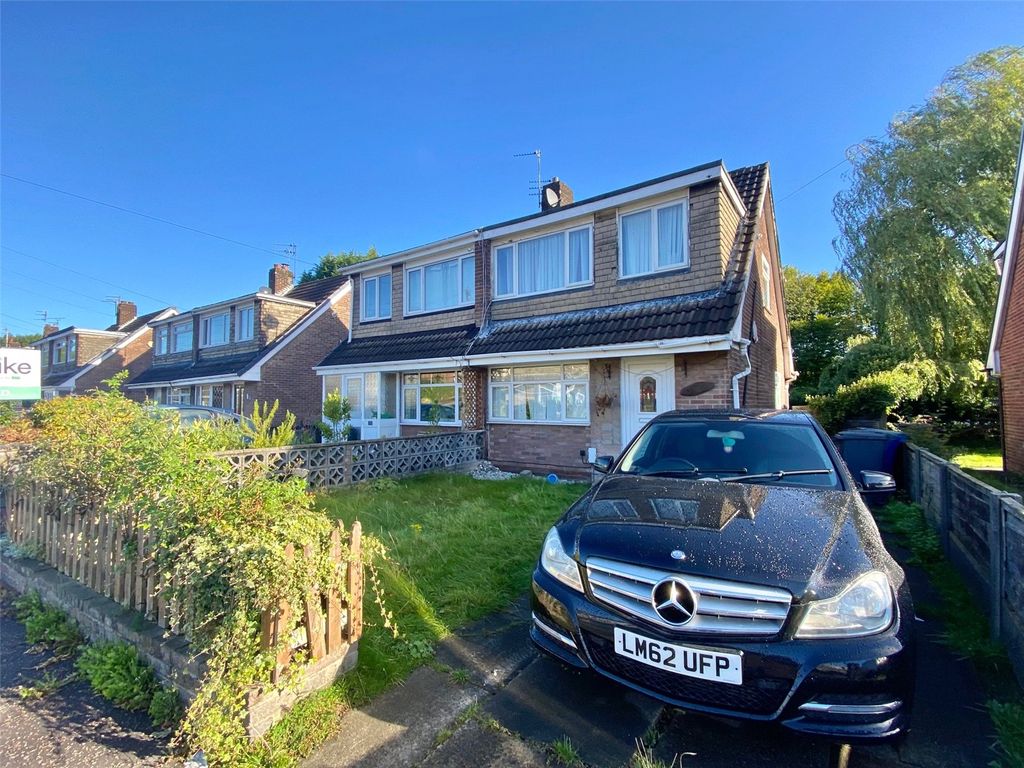 3 bed semidetached house for sale in Nuttall Avenue, Whitefield
