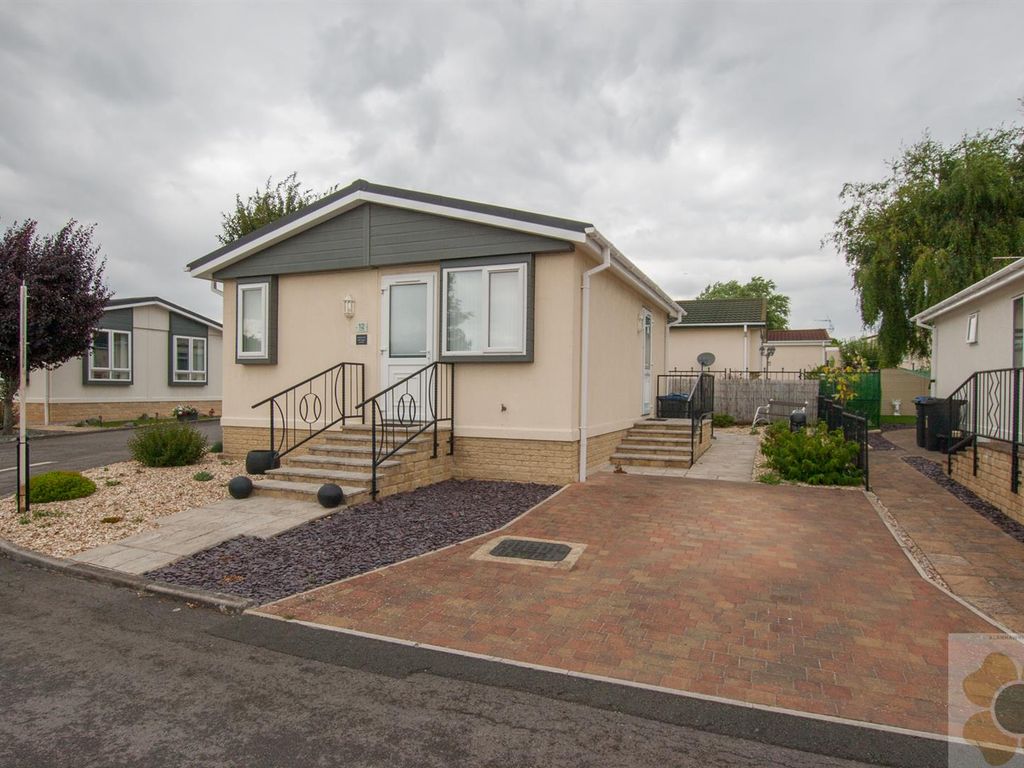 1 bed mobile/park home for sale in Lillybrook Estate, Lyneham