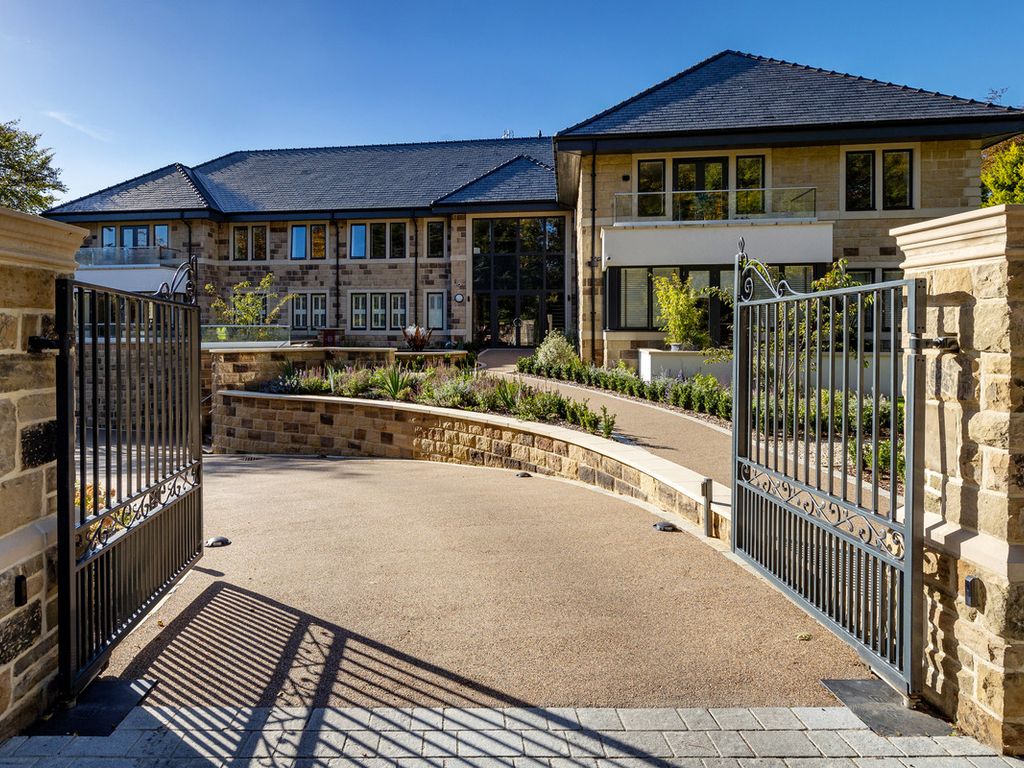 3 bed flat for sale in Wigton Lane, Alwoodley LS17, £1,350,000 Zoopla