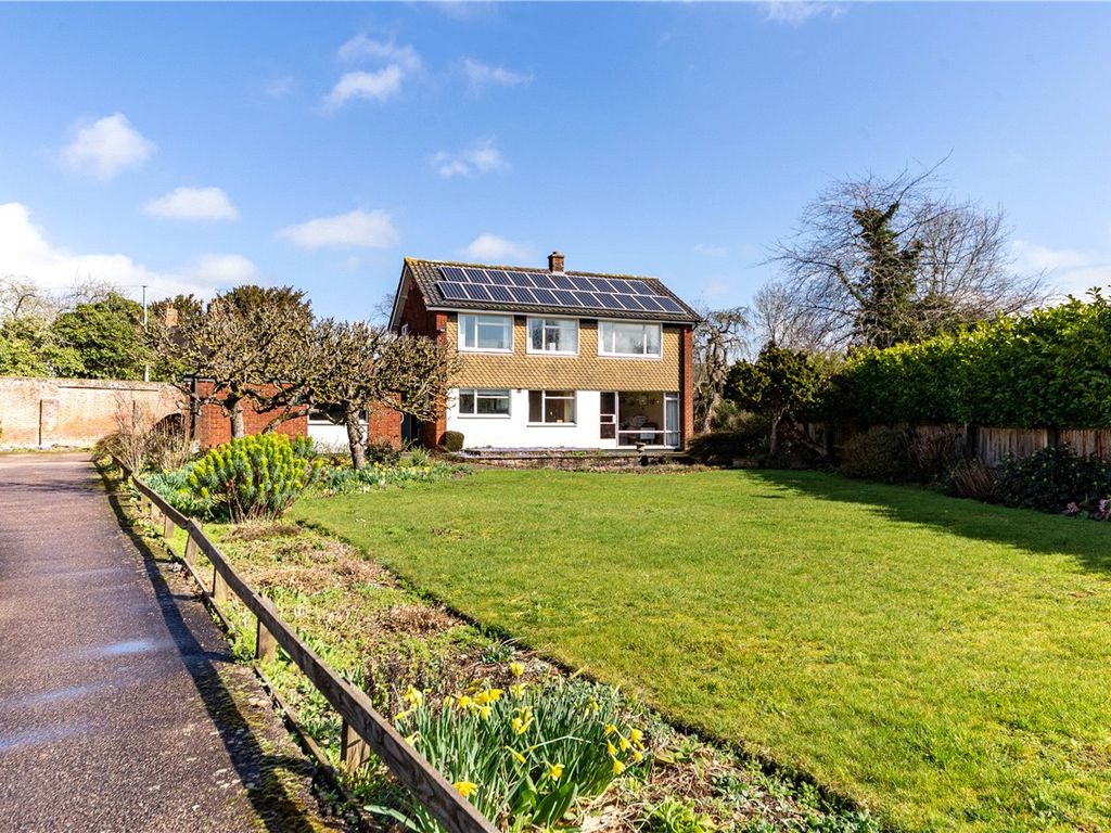 4 bed detached house for sale in Monks Close, Redbourn, St. Albans