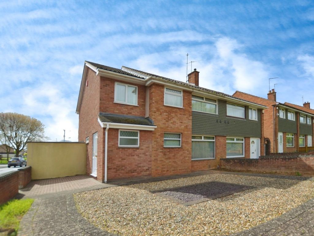 5 bed semidetached house for sale in Heatherdene, Whitchurch, Bristol