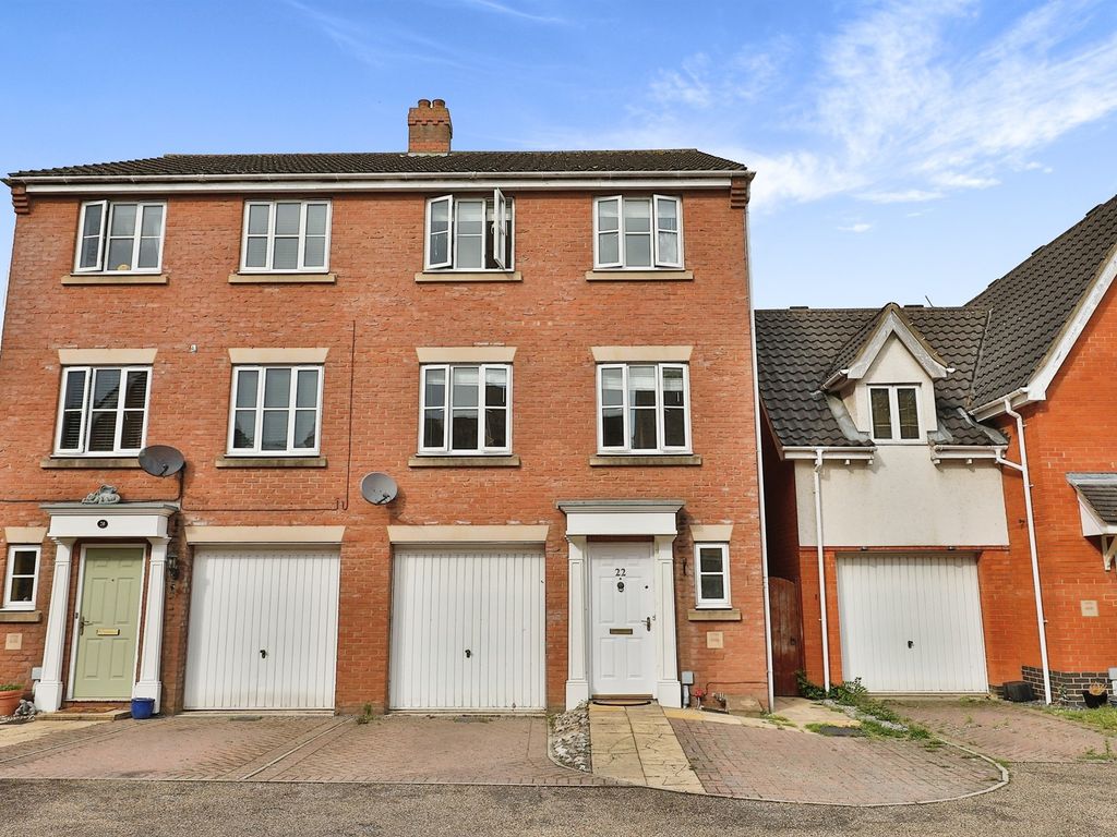 3 bed semidetached house for sale in Stirling Road, Old Catton