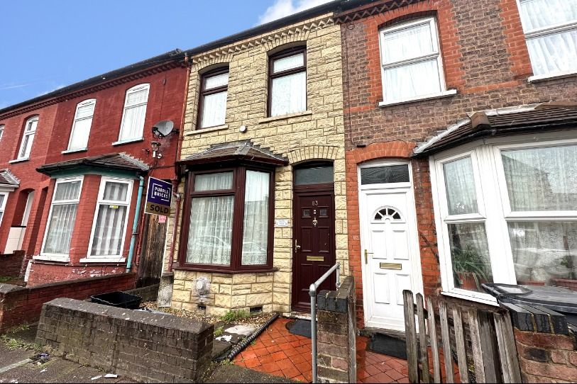 2 bed terraced house for sale in Spencer Road, Luton LU3 Zoopla