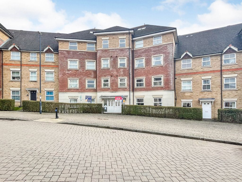 2 bed flat for sale in Marbeck Close, Redhouse, Swindon SN25 Zoopla