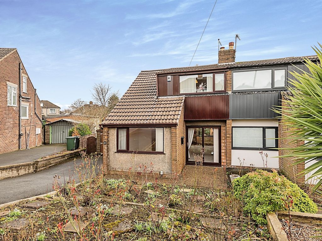 3 bed semidetached bungalow for sale in Raeburn Drive, Wibsey