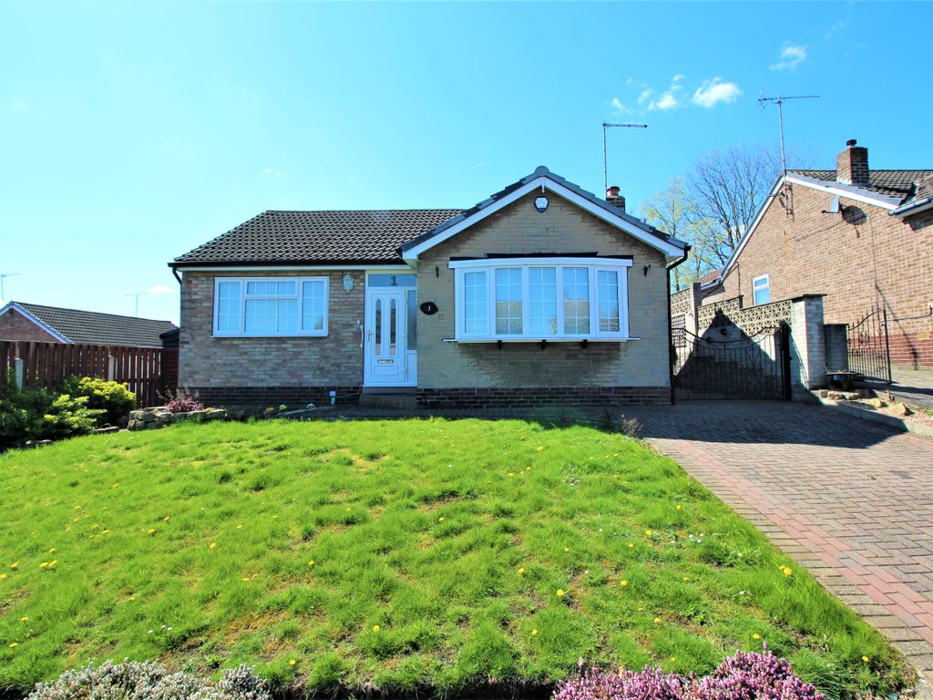 3 bed detached bungalow for sale in Gleneagles Rise, Swinton