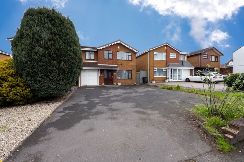 4 bed detached house for sale in Moss Grove, Kingswinford DY6 Zoopla