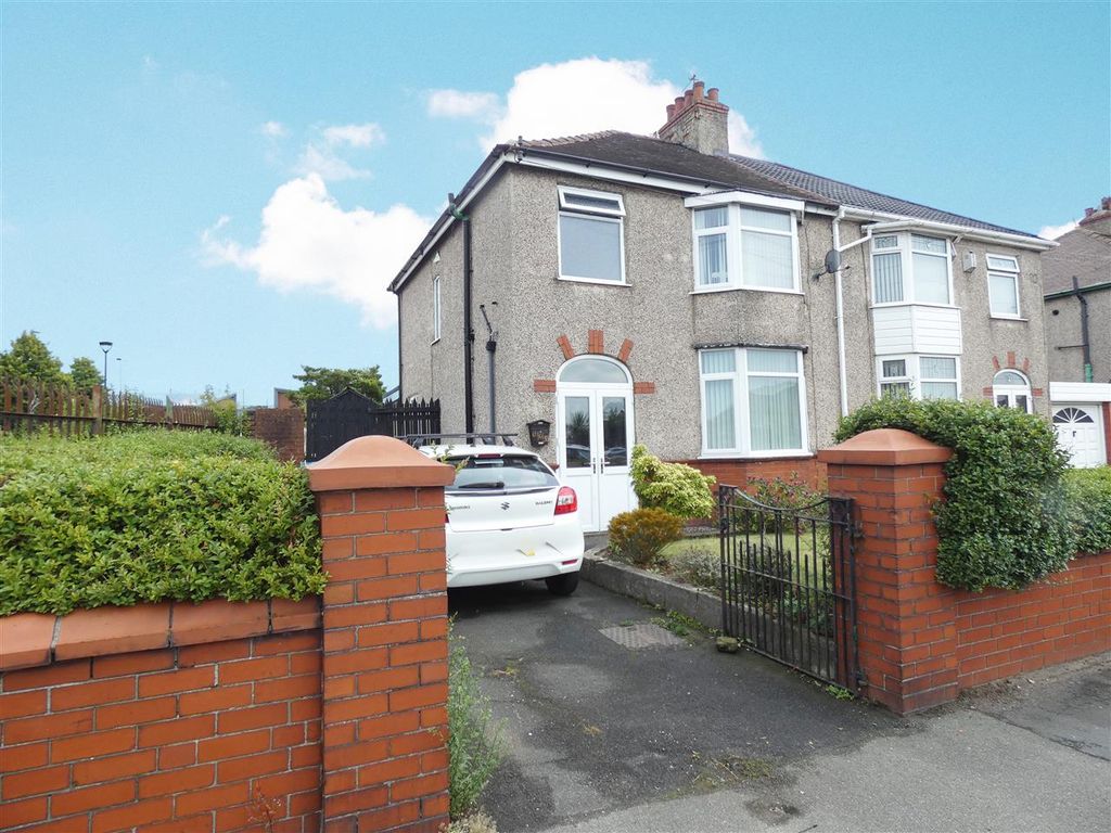 3 bed semidetached house for sale in Warrington Road, Prescot